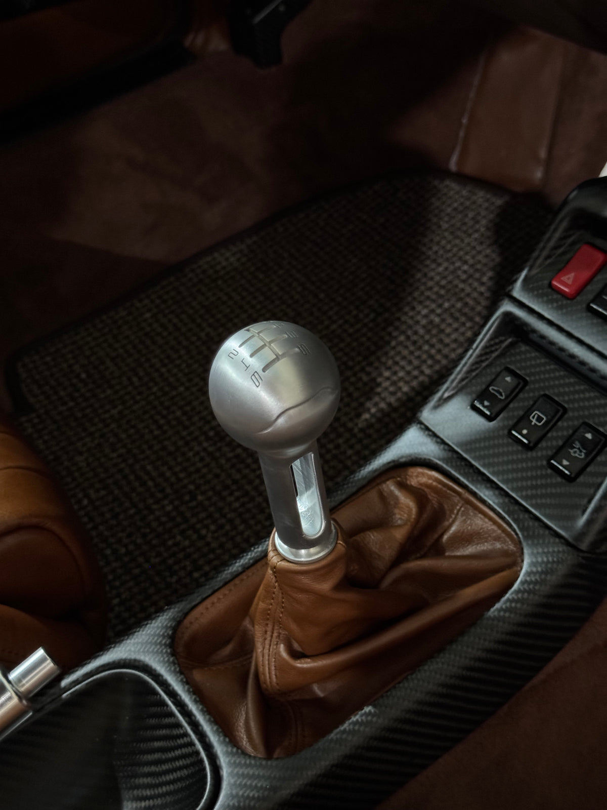 Gunther Werks-look gear knob for Porsche 993
