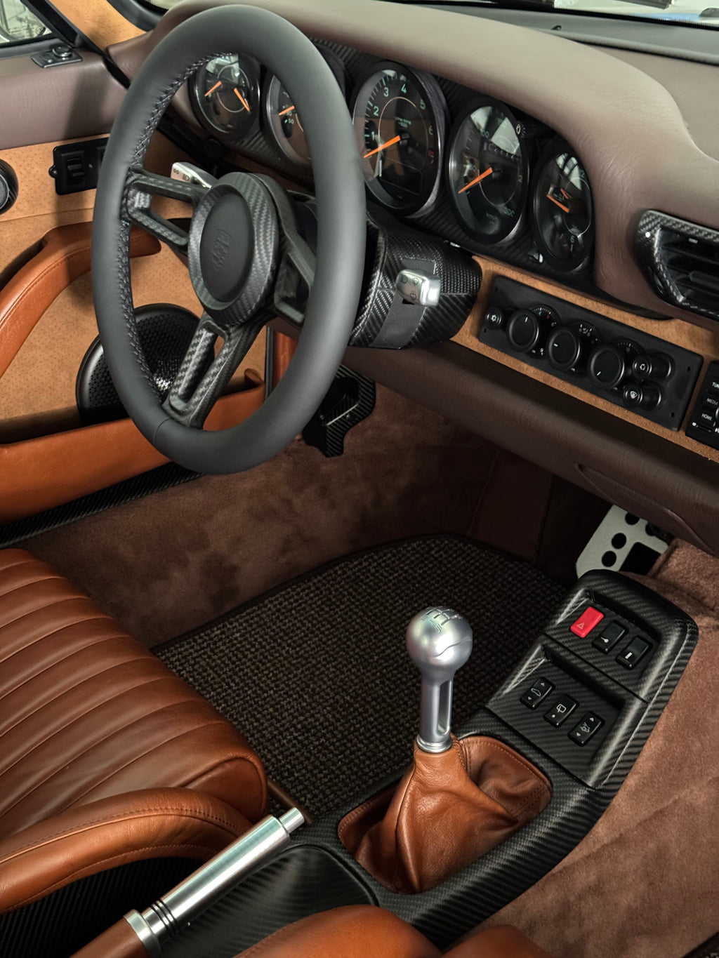 Gunther Werks-look gear knob for Porsche 993 (Vaccum Silver)