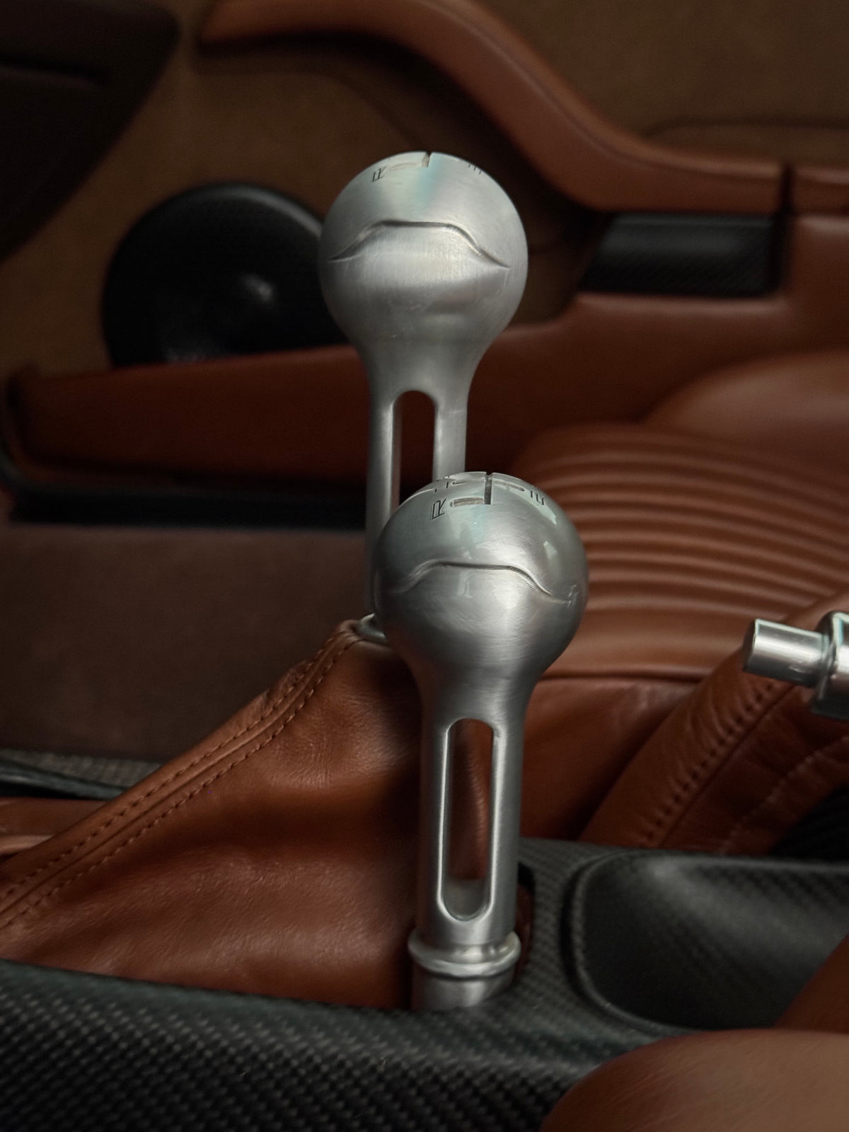 Gunther Werks-look gear knob for Porsche 993