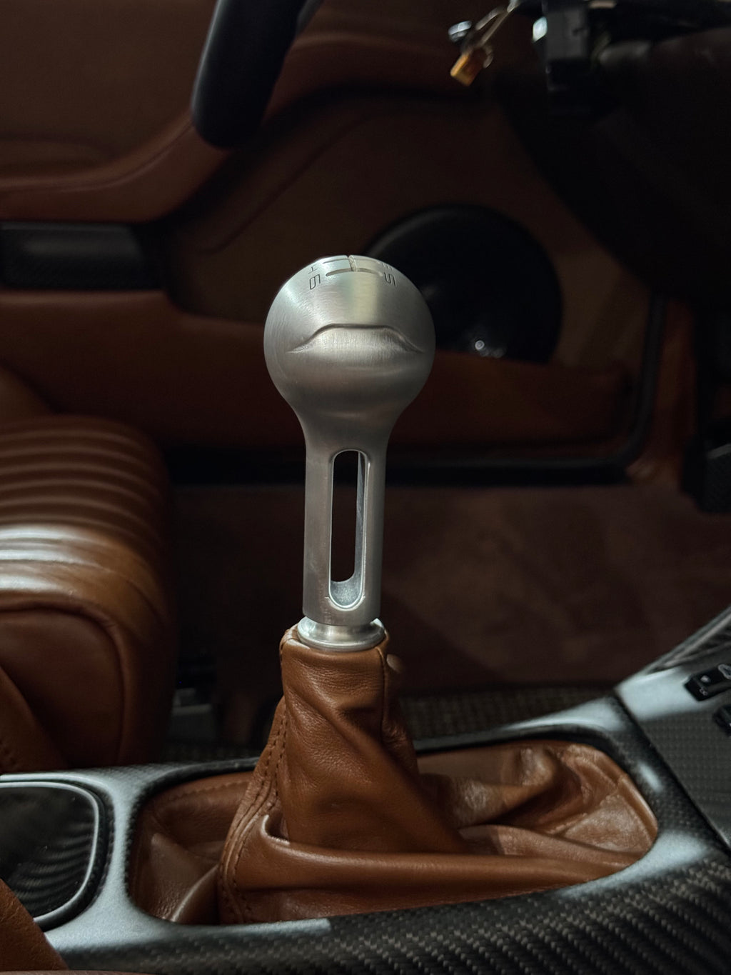 Gunther Werks-look gear knob for Porsche 993