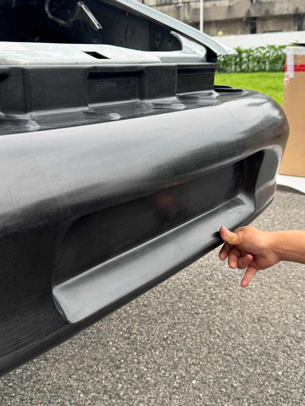 Carbon RUF CTR2-look rear bumper for Porsche 993 Wide Body(R9350550510) Fits wide body 993 only