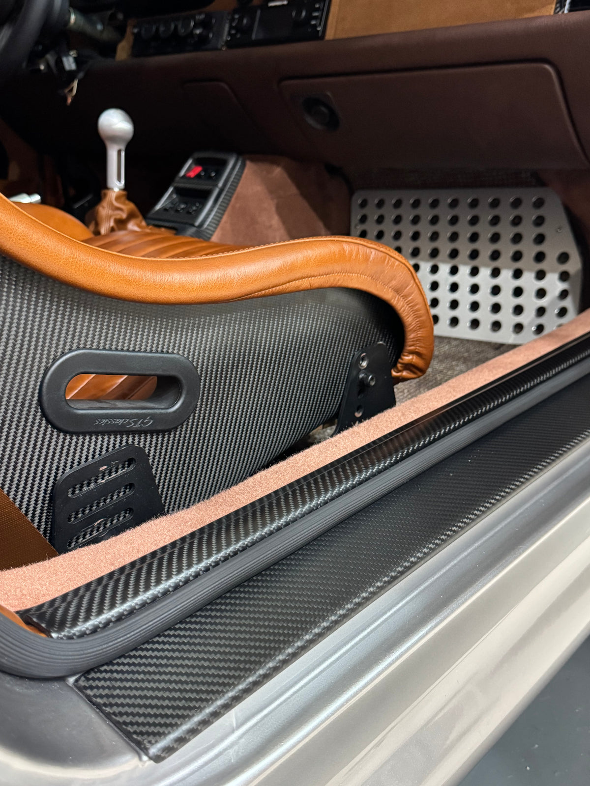 Carbon fiber door trims inner for Porsche 993(pair)